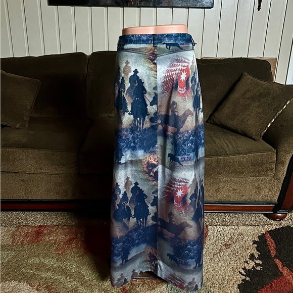 Equestrian Design • Small • Cowboy • Western • Indian • Blue/Black/ Red • Skirt - Picture 10 of 16